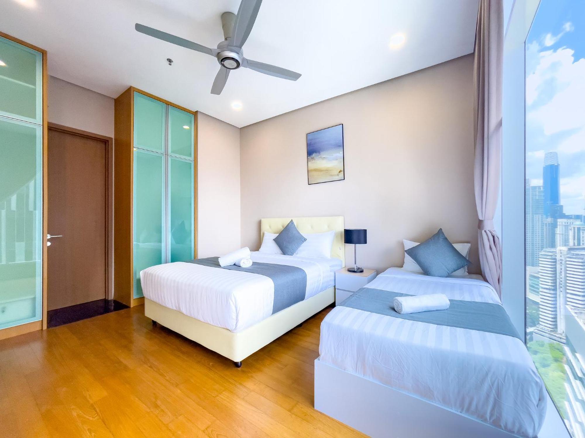 Soho Suites Klcc By Wakely 쿠알라룸푸르 객실 사진