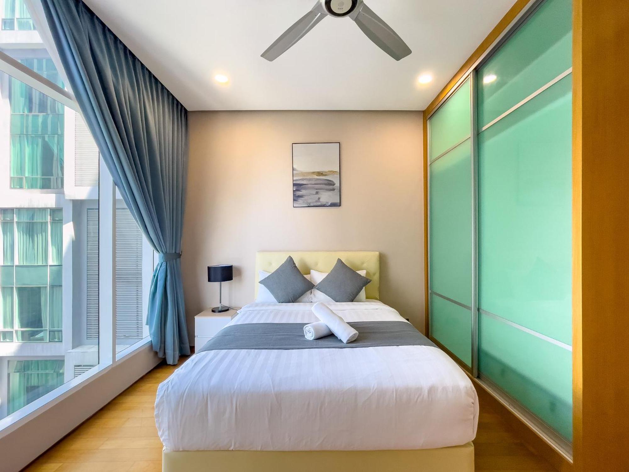 Soho Suites Klcc By Wakely 쿠알라룸푸르 객실 사진